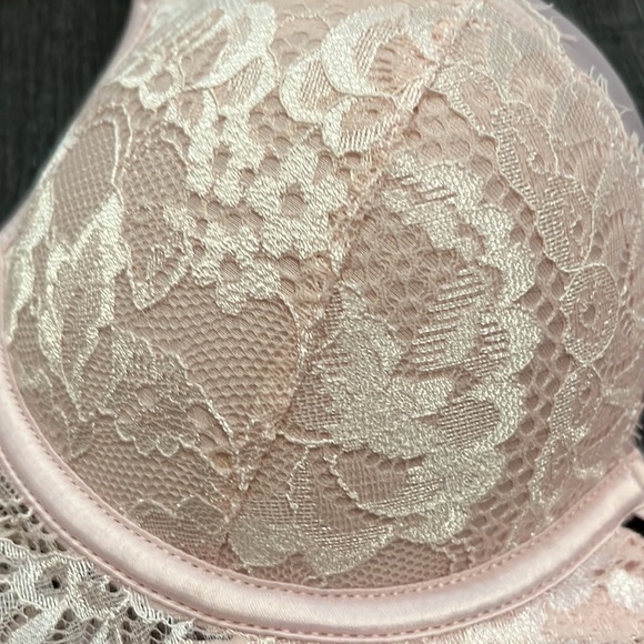 La Senza Beyond Sexy Push Up Bra - Size 32C - Picture 2 of 7